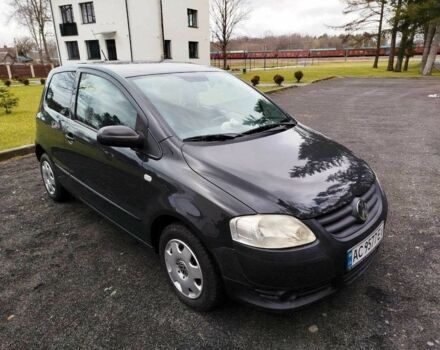 Серый Фольксваген Фокс, объемом двигателя 1.2 л и пробегом 269 тыс. км за 4600 $, фото 1 на Automoto.ua