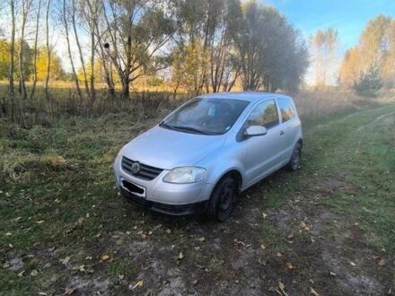 Фольксваген Фокс 2005 у Києві на Automoto.ua Сірий Фольксваген Фокс, об'ємом двигуна 1.2 л та пробігом 230 тис. км за 3000 $, фото 1 на Automoto.ua