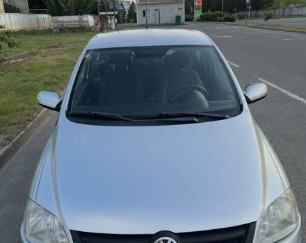 Серый Фольксваген Фокс, объемом двигателя 1.2 л и пробегом 266 тыс. км за 3900 $, фото 1 на Automoto.ua