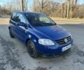 Синий Фольксваген Фокс, объемом двигателя 1.2 л и пробегом 198 тыс. км за 3200 $, фото 1 на Automoto.ua