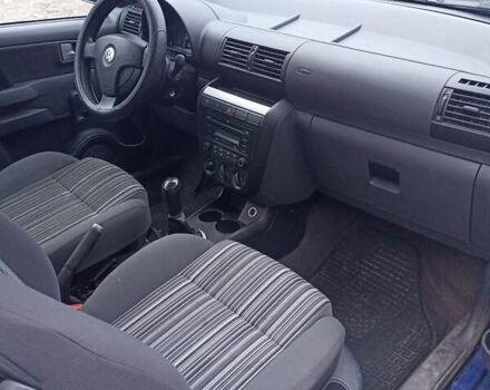 Синий Фольксваген Фокс, объемом двигателя 1.2 л и пробегом 184 тыс. км за 3900 $, фото 12 на Automoto.ua