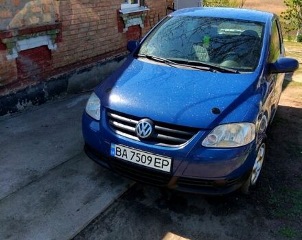 Синий Фольксваген Фокс, объемом двигателя 1.2 л и пробегом 275 тыс. км за 4200 $, фото 1 на Automoto.ua
