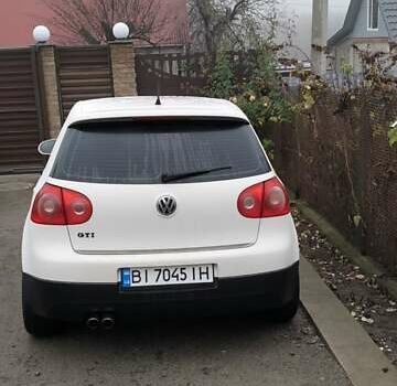 Белый Фольксваген Гольф ГТИ, объемом двигателя 1.98 л и пробегом 225 тыс. км за 5900 $, фото 4 на Automoto.ua
