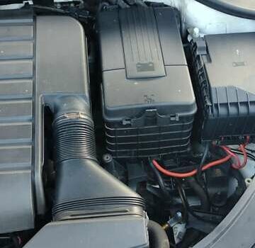 Белый Фольксваген Гольф ГТИ, объемом двигателя 1.98 л и пробегом 225 тыс. км за 5900 $, фото 16 на Automoto.ua