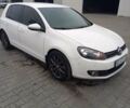 Белый Фольксваген Гольф ГТИ, объемом двигателя 1.4 л и пробегом 273 тыс. км за 7700 $, фото 1 на Automoto.ua
