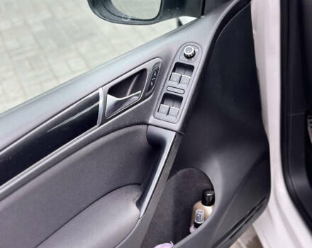 Фольксваген Гольф ГТИ 2010 в Кропивницком (Кировограде) на Automoto.ua Белый Фольксваген Гольф ГТИ, объемом двигателя 1.98 л и пробегом 213 тыс. км за 9700 $, фото 19 на Automoto.ua