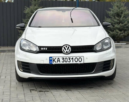 Фольксваген Гольф ГТИ 2010 в Кропивницком (Кировограде) на Automoto.ua Белый Фольксваген Гольф ГТИ, объемом двигателя 1.98 л и пробегом 213 тыс. км за 9700 $, фото 1 на Automoto.ua