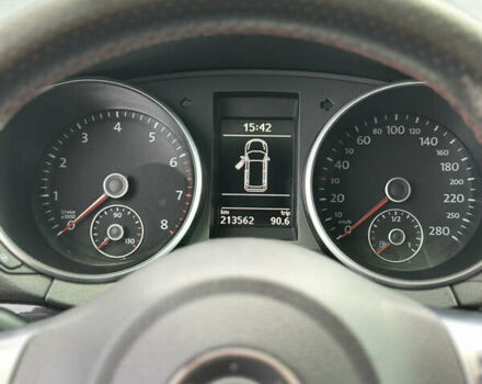 Фольксваген Гольф ГТИ 2010 в Кропивницком (Кировограде) на Automoto.ua Белый Фольксваген Гольф ГТИ, объемом двигателя 1.98 л и пробегом 213 тыс. км за 9700 $, фото 22 на Automoto.ua