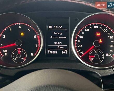 Білий Фольксваген Гольф ГТІ, об'ємом двигуна 1.98 л та пробігом 278 тис. км за 9200 $, фото 9 на Automoto.ua
