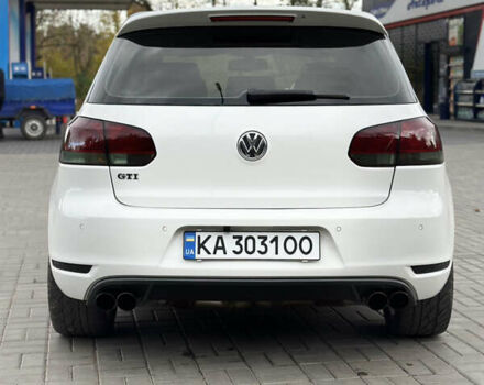 Фольксваген Гольф ГТИ 2010 в Кропивницком (Кировограде) на Automoto.ua Белый Фольксваген Гольф ГТИ, объемом двигателя 1.98 л и пробегом 213 тыс. км за 9700 $, фото 5 на Automoto.ua
