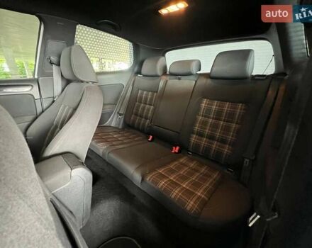 Білий Фольксваген Гольф ГТІ, об'ємом двигуна 1.98 л та пробігом 278 тис. км за 9200 $, фото 16 на Automoto.ua