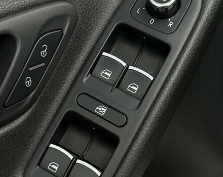 Белый Фольксваген Гольф ГТИ, объемом двигателя 2 л и пробегом 228 тыс. км за 9999 $, фото 20 на Automoto.ua