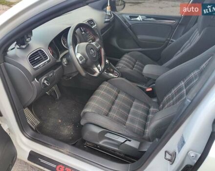 Білий Фольксваген Гольф ГТІ, об'ємом двигуна 1.98 л та пробігом 270 тис. км за 8600 $, фото 7 на Automoto.ua