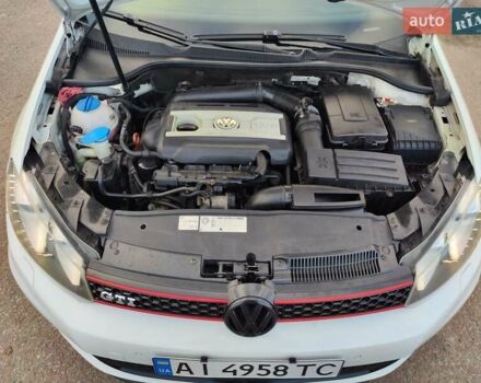 Білий Фольксваген Гольф ГТІ, об'ємом двигуна 1.98 л та пробігом 270 тис. км за 8600 $, фото 18 на Automoto.ua