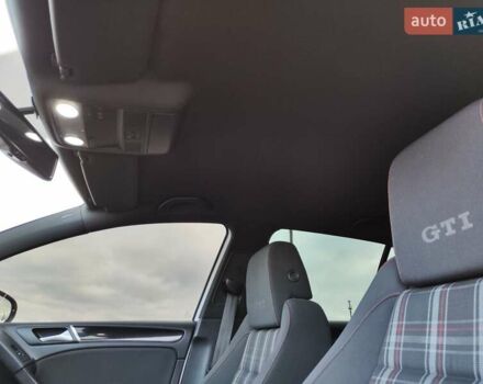 Білий Фольксваген Гольф ГТІ, об'ємом двигуна 1.98 л та пробігом 270 тис. км за 8600 $, фото 23 на Automoto.ua