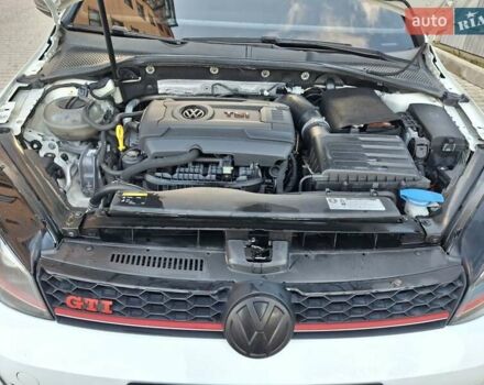 Белый Фольксваген Гольф ГТИ, объемом двигателя 1.98 л и пробегом 175 тыс. км за 14300 $, фото 25 на Automoto.ua