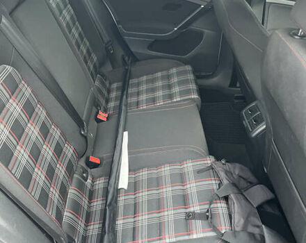 Білий Фольксваген Гольф ГТІ, об'ємом двигуна 1.98 л та пробігом 123 тис. км за 17100 $, фото 6 на Automoto.ua