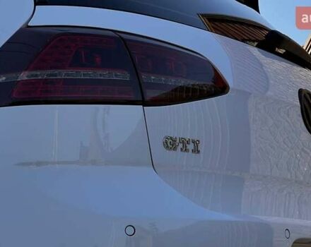 Білий Фольксваген Гольф ГТІ, об'ємом двигуна 1.98 л та пробігом 194 тис. км за 15700 $, фото 5 на Automoto.ua