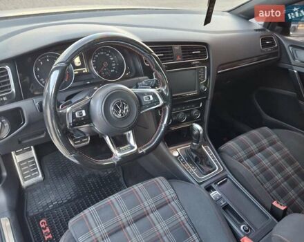 Белый Фольксваген Гольф ГТИ, объемом двигателя 1.98 л и пробегом 175 тыс. км за 14300 $, фото 38 на Automoto.ua