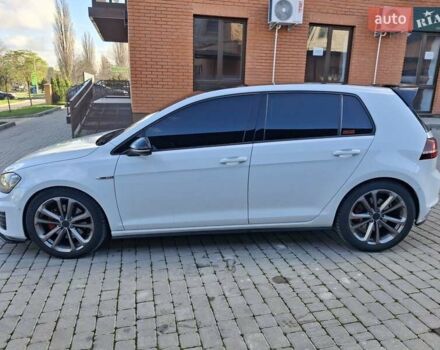 Белый Фольксваген Гольф ГТИ, объемом двигателя 1.98 л и пробегом 175 тыс. км за 14300 $, фото 16 на Automoto.ua