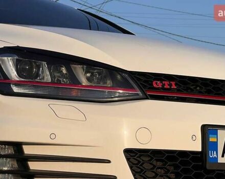 Білий Фольксваген Гольф ГТІ, об'ємом двигуна 1.98 л та пробігом 194 тис. км за 15700 $, фото 10 на Automoto.ua