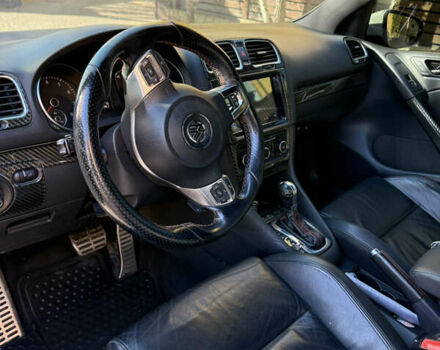 Фольксваген Гольф ГТИ 2013 в Жмеренке на Automoto.ua Белый Фольксваген Гольф ГТИ, объемом двигателя 2 л и пробегом 261 тыс. км за 11000 $, фото 10 на Automoto.ua