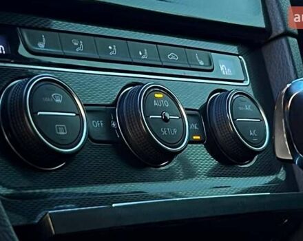 Білий Фольксваген Гольф ГТІ, об'ємом двигуна 1.98 л та пробігом 194 тис. км за 15700 $, фото 15 на Automoto.ua