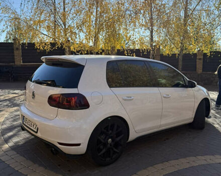 Фольксваген Гольф ГТИ 2013 в Жмеренке на Automoto.ua Белый Фольксваген Гольф ГТИ, объемом двигателя 2 л и пробегом 261 тыс. км за 11000 $, фото 5 на Automoto.ua