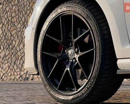 Білий Фольксваген Гольф ГТІ, об'ємом двигуна 1.98 л та пробігом 194 тис. км за 15700 $, фото 3 на Automoto.ua