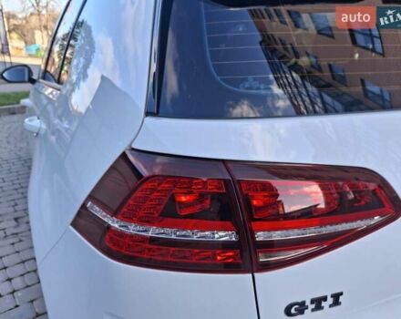 Белый Фольксваген Гольф ГТИ, объемом двигателя 1.98 л и пробегом 175 тыс. км за 14300 $, фото 23 на Automoto.ua
