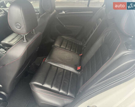 Белый Фольксваген Гольф ГТИ, объемом двигателя 1.98 л и пробегом 183 тыс. км за 13999 $, фото 31 на Automoto.ua