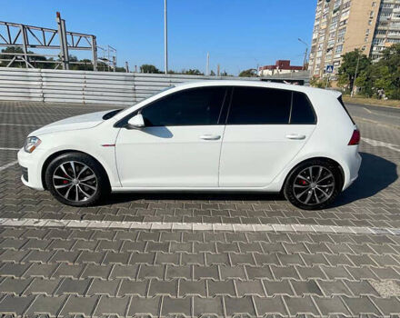 Белый Фольксваген Гольф ГТИ, объемом двигателя 1.98 л и пробегом 75 тыс. км за 15000 $, фото 2 на Automoto.ua