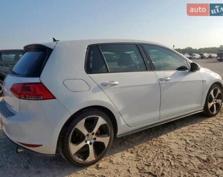 Белый Фольксваген Гольф ГТИ, объемом двигателя 1.98 л и пробегом 87 тыс. км за 2800 $, фото 2 на Automoto.ua