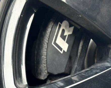 Белый Фольксваген Гольф ГТИ, объемом двигателя 2 л и пробегом 175 тыс. км за 13999 $, фото 9 на Automoto.ua