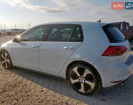 Белый Фольксваген Гольф ГТИ, объемом двигателя 1.98 л и пробегом 87 тыс. км за 2800 $, фото 1 на Automoto.ua