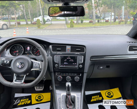 Белый Фольксваген Гольф ГТИ, объемом двигателя 2 л и пробегом 65 тыс. км за 14600 $, фото 10 на Automoto.ua