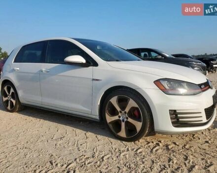 Белый Фольксваген Гольф ГТИ, объемом двигателя 1.98 л и пробегом 87 тыс. км за 2800 $, фото 3 на Automoto.ua