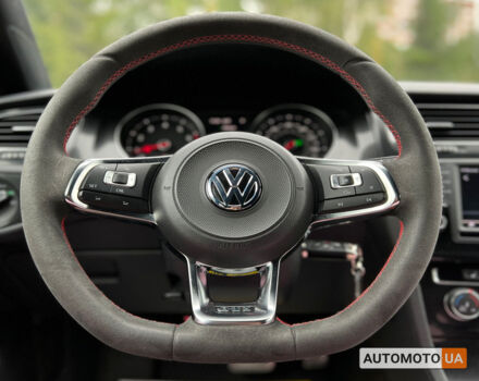 Белый Фольксваген Гольф ГТИ, объемом двигателя 2 л и пробегом 65 тыс. км за 14600 $, фото 14 на Automoto.ua