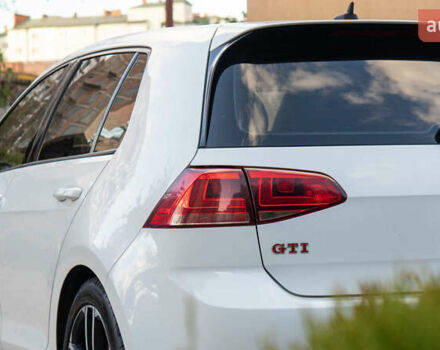 Белый Фольксваген Гольф ГТИ, объемом двигателя 1.98 л и пробегом 82 тыс. км за 14800 $, фото 14 на Automoto.ua