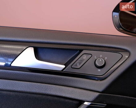 Белый Фольксваген Гольф ГТИ, объемом двигателя 2 л и пробегом 194 тыс. км за 11900 $, фото 18 на Automoto.ua