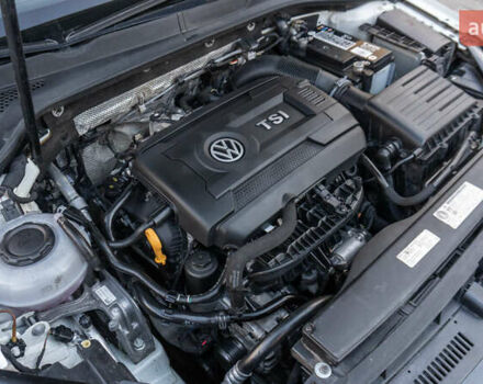 Белый Фольксваген Гольф ГТИ, объемом двигателя 1.98 л и пробегом 82 тыс. км за 14800 $, фото 36 на Automoto.ua