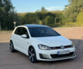 Белый Фольксваген Гольф ГТИ, объемом двигателя 2 л и пробегом 171 тыс. км за 13500 $, фото 1 на Automoto.ua