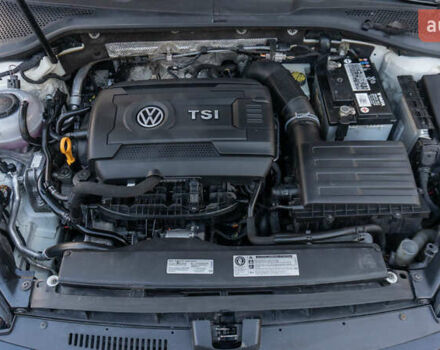 Белый Фольксваген Гольф ГТИ, объемом двигателя 1.98 л и пробегом 82 тыс. км за 14800 $, фото 35 на Automoto.ua