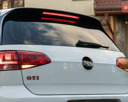 Белый Фольксваген Гольф ГТИ, объемом двигателя 1.98 л и пробегом 82 тыс. км за 14800 $, фото 22 на Automoto.ua