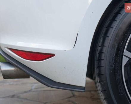 Белый Фольксваген Гольф ГТИ, объемом двигателя 1.98 л и пробегом 82 тыс. км за 14800 $, фото 28 на Automoto.ua