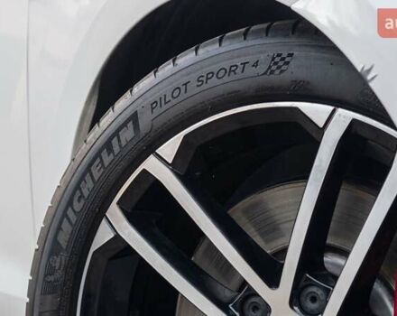 Белый Фольксваген Гольф ГТИ, объемом двигателя 1.98 л и пробегом 82 тыс. км за 14800 $, фото 26 на Automoto.ua