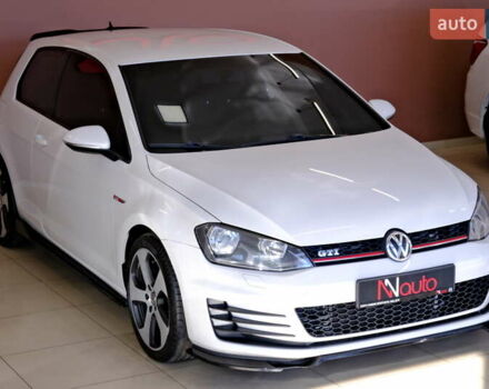 Белый Фольксваген Гольф ГТИ, объемом двигателя 2 л и пробегом 194 тыс. км за 11900 $, фото 3 на Automoto.ua