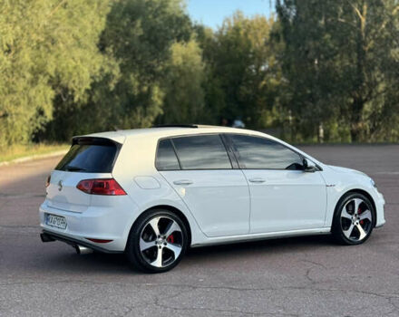 Белый Фольксваген Гольф ГТИ, объемом двигателя 2 л и пробегом 171 тыс. км за 13500 $, фото 3 на Automoto.ua