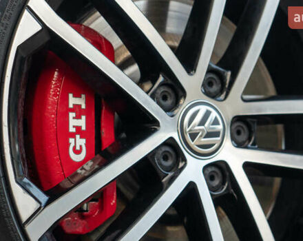 Белый Фольксваген Гольф ГТИ, объемом двигателя 1.98 л и пробегом 82 тыс. км за 14800 $, фото 32 на Automoto.ua