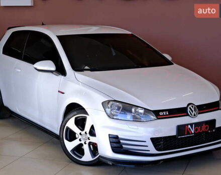 Белый Фольксваген Гольф ГТИ, объемом двигателя 2 л и пробегом 194 тыс. км за 11900 $, фото 5 на Automoto.ua
